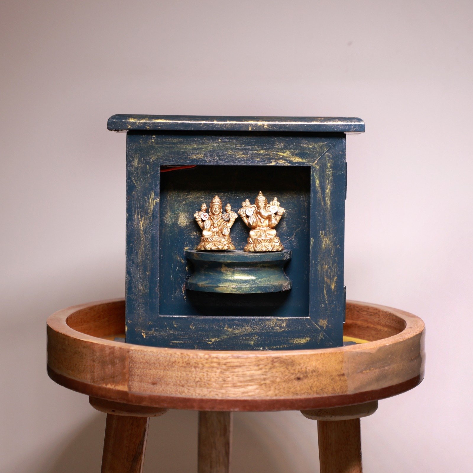 Handcrafted Wooden Light Box with Brass Lakshmi Ganesha - Image 3